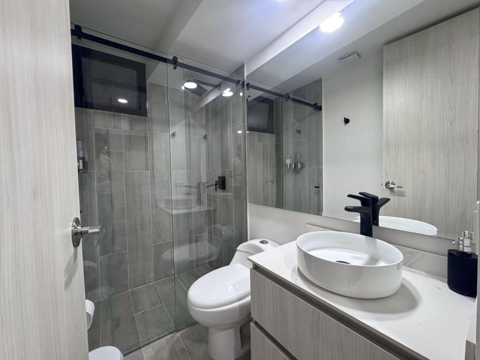 Apartamento Conquistadores Con Terraza Privada *